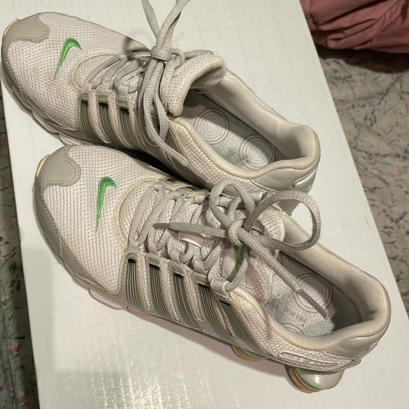 Nike shox 2010 - Picture 2 of 9